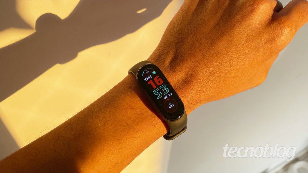 Xiaomi Mi Band 6 (Imagem: Darlan Helder/Tecnoblog)