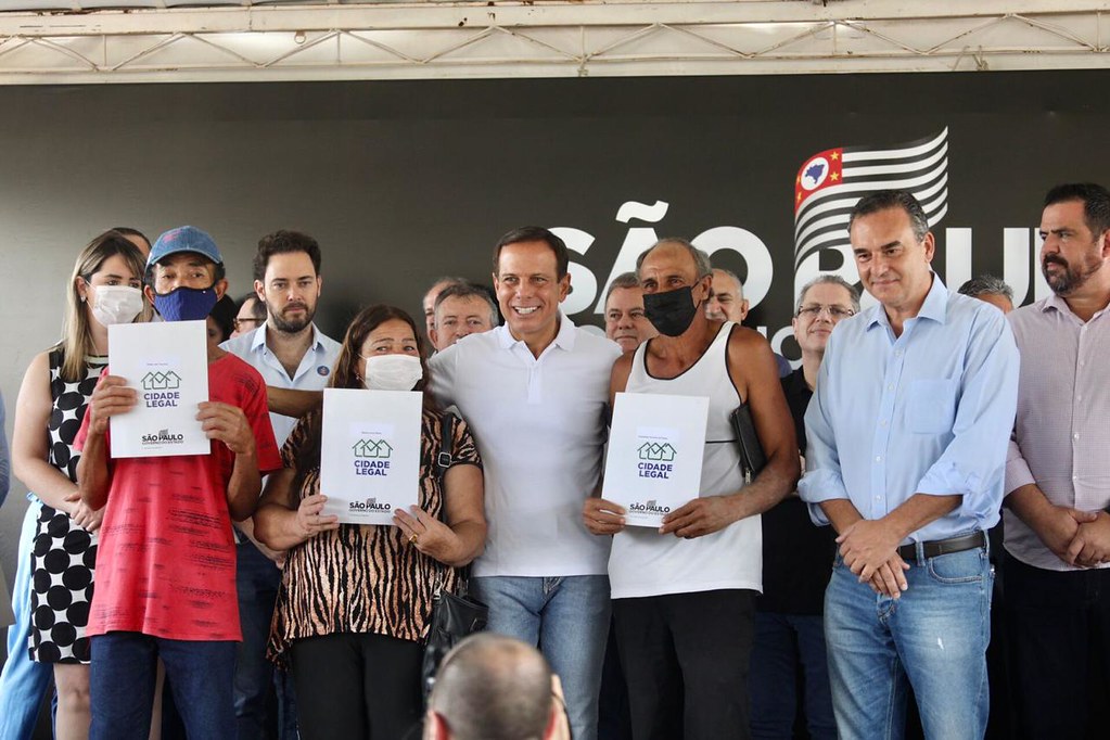 Inauguração do AME e Entrega de 101 Títulos de Cidade Legal e Anúncios do Governo de SP em Avaré