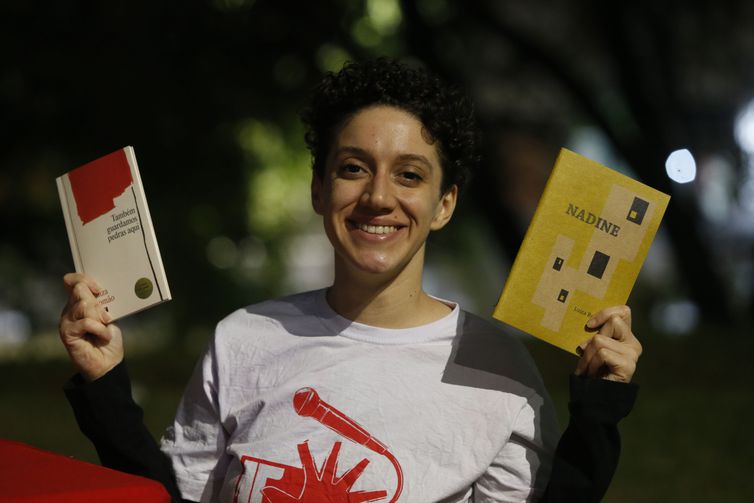 São Paulo SP 29/09/2023 Luiza Romão vencedora do Prêmio Jabuti  2022.  Foto Paulo Pinto/Agência Brasil