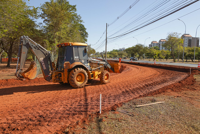 18/07/2024 - Novo acesso do Sudoeste ao Parque da Cidade começa a ser construído