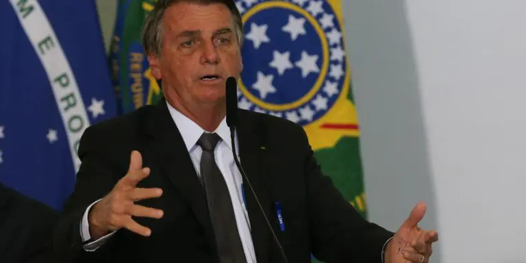 Presidente diz que deve vetar dinheiro para o fundo eleitoral
