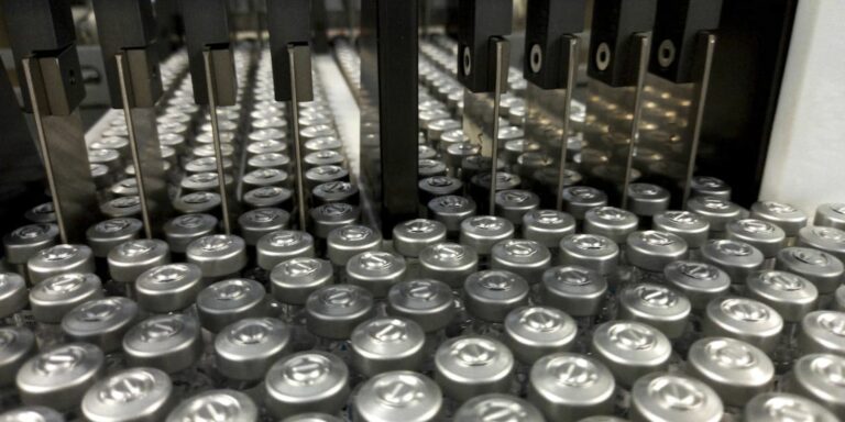 Saúde amplia projeção de entrega de vacinas para agosto