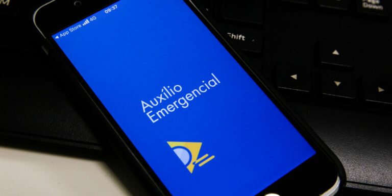 Caixa paga hoje auxílio emergencial a nascidos em outubro