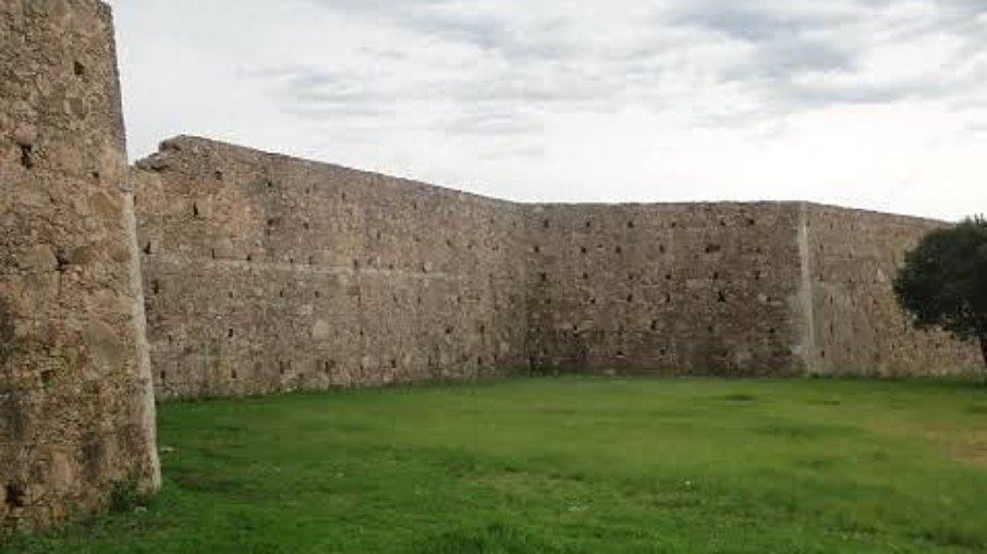 Forte de D. Pedro II em Caçapava do Sul é um turismo histórico