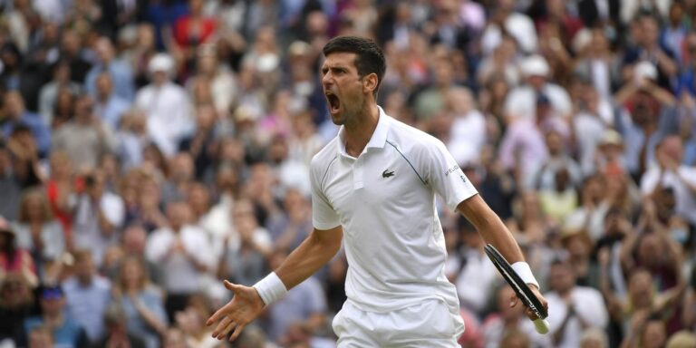Novak Djokovic supera Denis Shapovalov e chega à final de Wimbledon