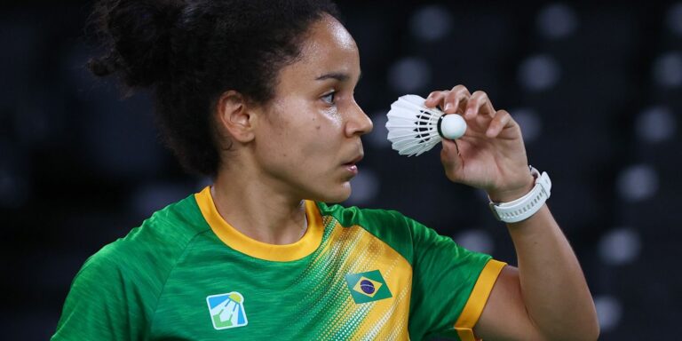 Badminton: Fabiana Silva perde para sino-americana e deixa Olimpíada