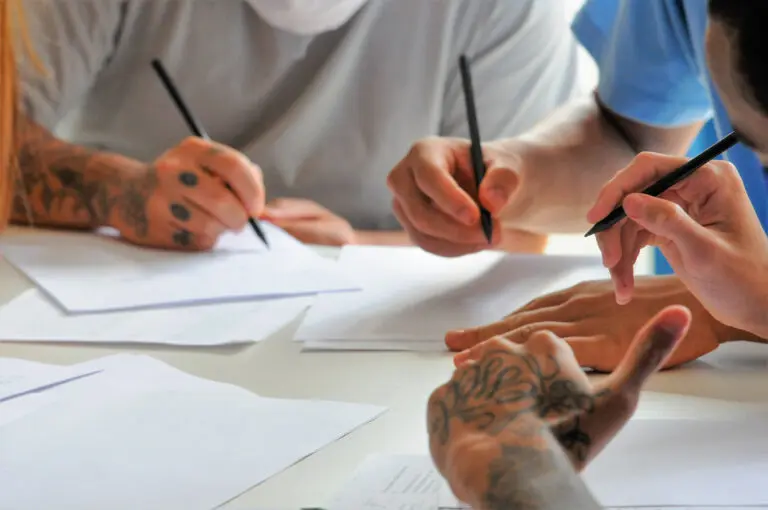 A tatuagem como caminho para a ressocialização