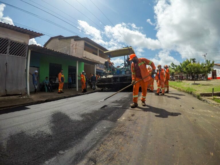 Ações do programa Mais Asfalto avançam em Chapadinha e São Vicente Ferrer