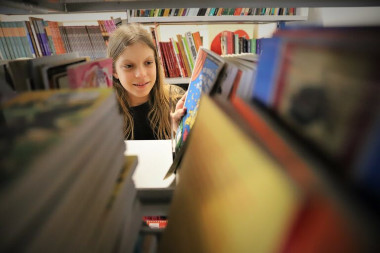 Educação SP investe R$ 43,8 milhões na compra de 1,3 milhão de livros