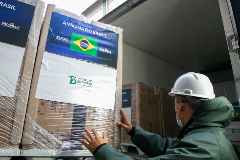 Governo de SP chega a 4,2 milhões de doses da vacina do Butantan entregues na semana