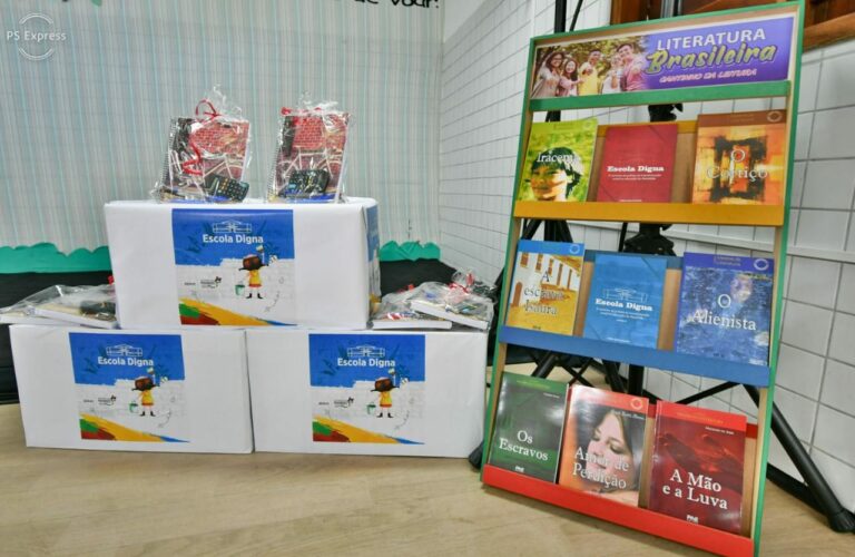Governo do Maranhão faz nova entrega de kits pedagógicos e literários para 34 municípios