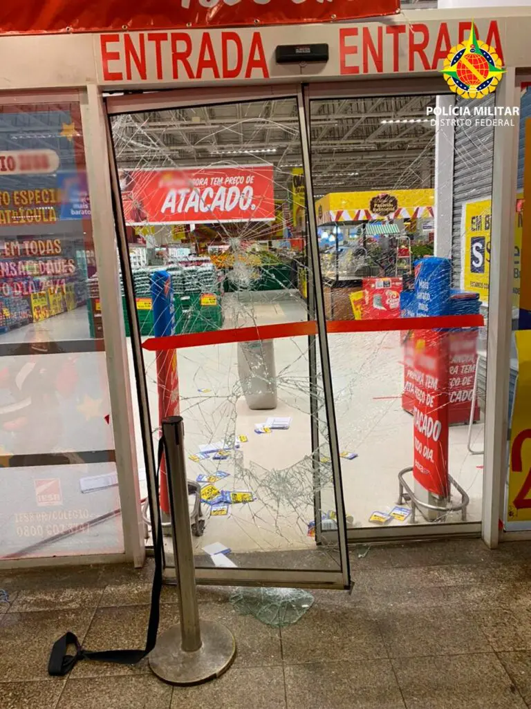 Menores são apreendidos pela PMDF, após vias de fato com seguranças em hipermercado