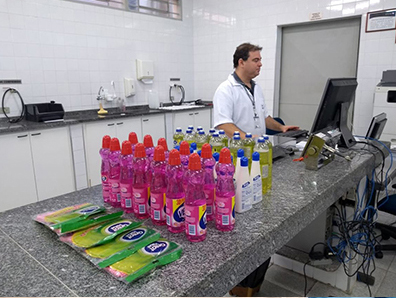 “Operação Casa Limpa” detecta erros em 33% dos produtos de limpeza examinados