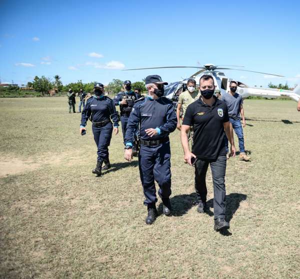 SSPDS apresenta balanço com 18 suspeitos capturados e 12 armas de fogo apreendidas na Caucaia