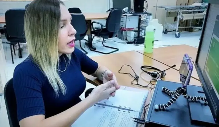 Sesacre realiza capacitação sobre Programa de Triagem Neonatal para profissionais de saúde do Acre