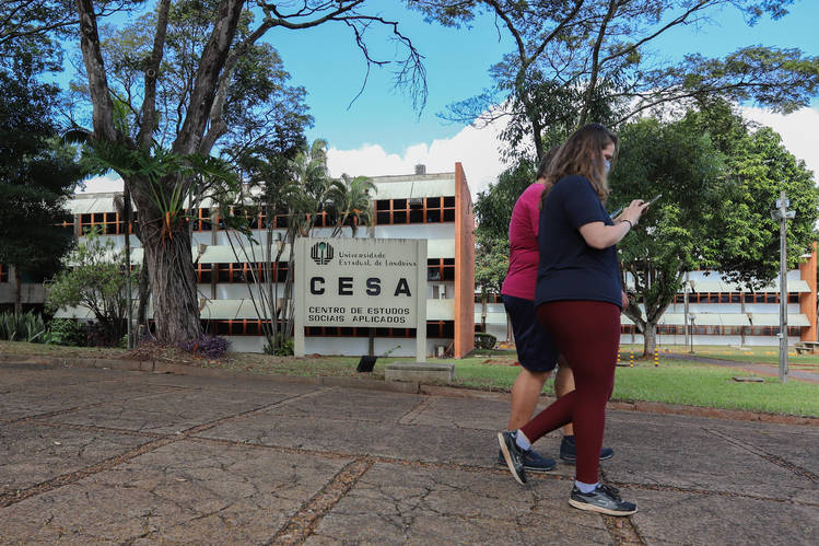 UEL oferece 300 vagas remanescentes em 21 cursos de graduação