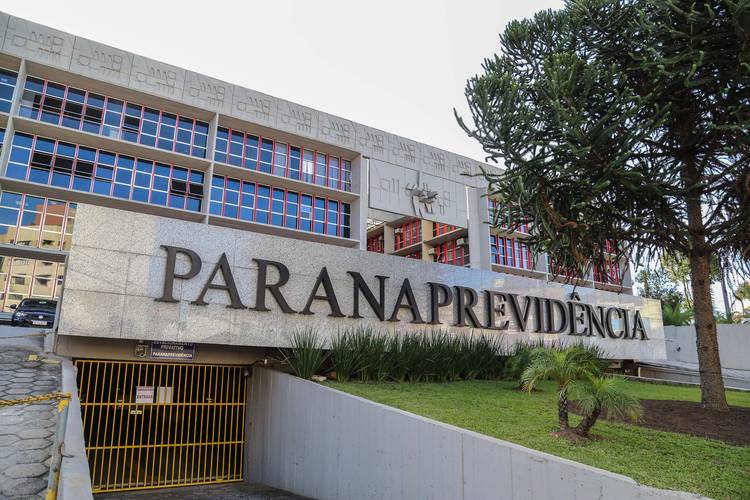 Após 16 anos, Paraná conquista Certidão de Regularidade Previdenciária Administrativa