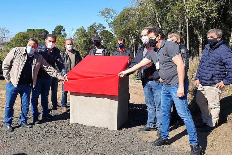 Sanepar e prefeitura de São João do Triunfo concluem maior obra de saneamento rural do Paraná