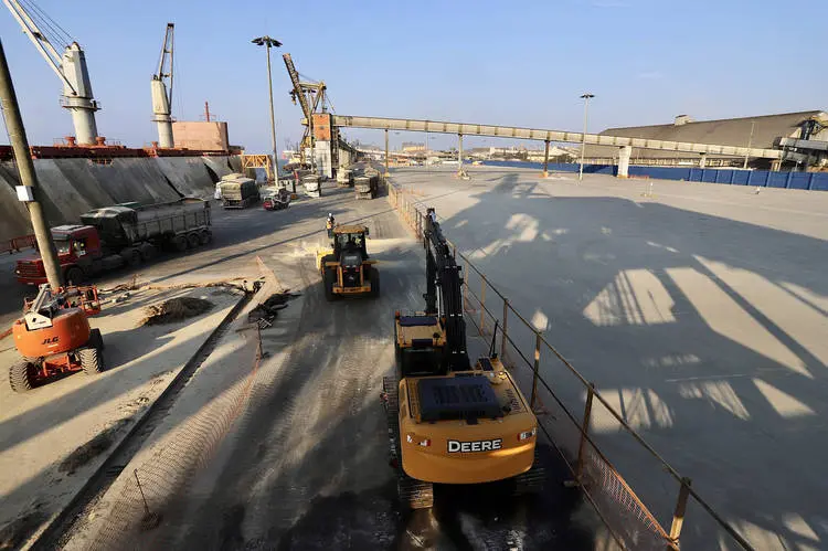 Começa a construção do novo terminal de celulose no Porto de Paranaguá