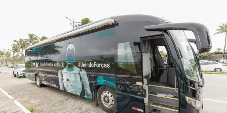 Cruz Vermelha estende permanência de Ônibus da Vacina em Maceió