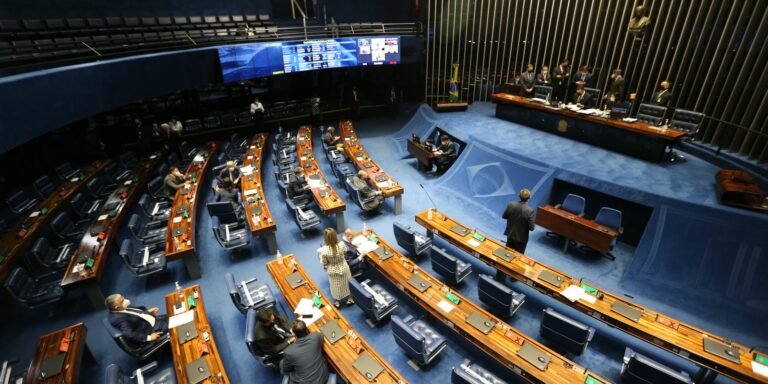 Senado vota projetos referentes à legislação eleitoral