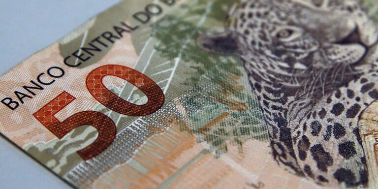 Caixa paga hoje auxílio emergencial a nascidos em maio