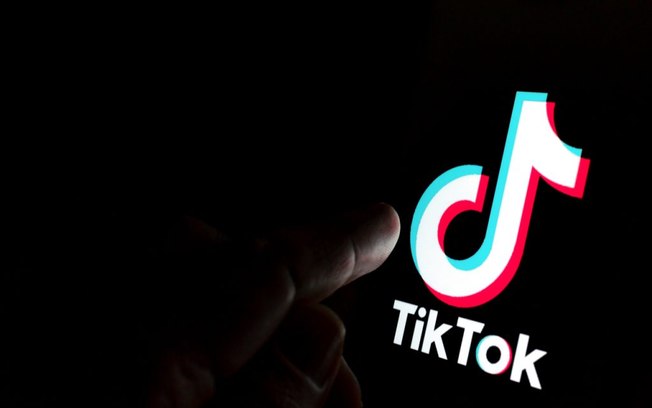 TikTok vai remover automaticamente vídeos que violem as políticas do aplicativo