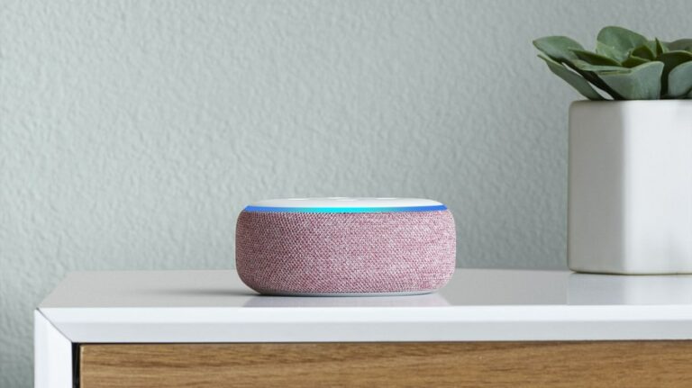 Alexa mais barata: Amazon dá desconto no Echo Dot