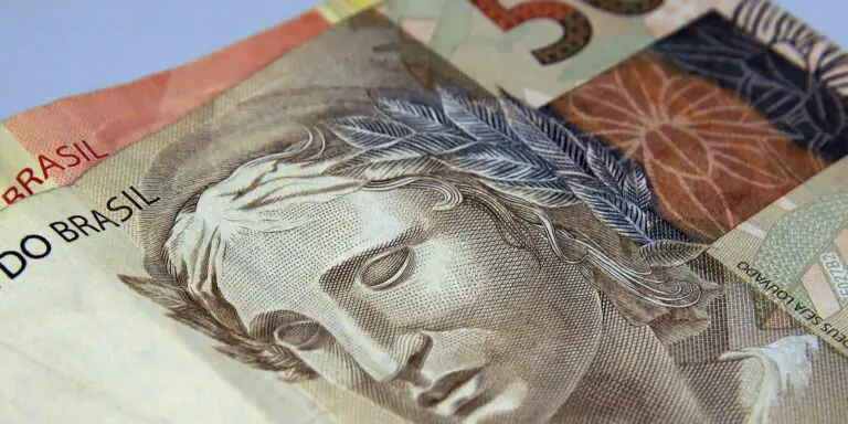 Prévia da inflação oficial fica em 0,89% em agosto
