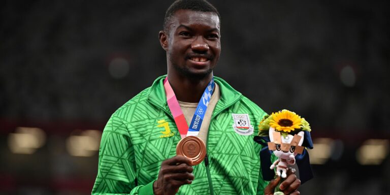 Burkina Faso comemora a primeira medalha olímpica de sua história