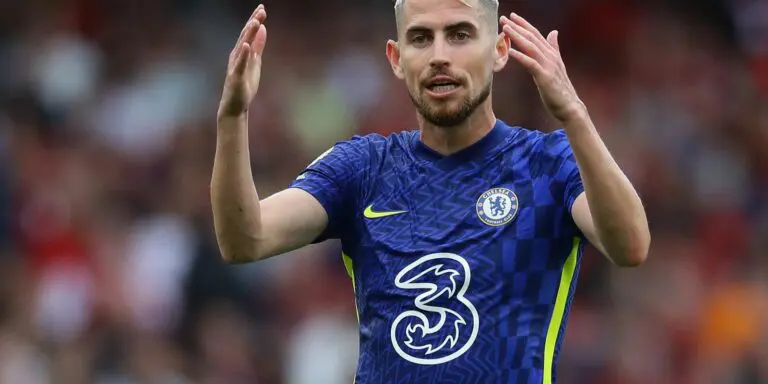 Jorginho é eleito melhor jogador do ano da Uefa
