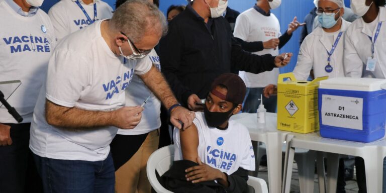Covid-19: Queiroga pede que brasileiros se imunizem com a segunda dose