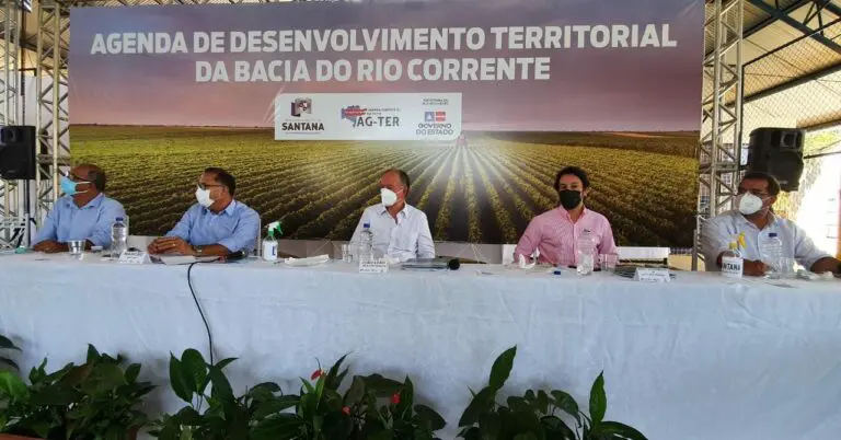 Em Santana, Seplan atualiza Agenda Territorial da Bacia do Rio Corrente