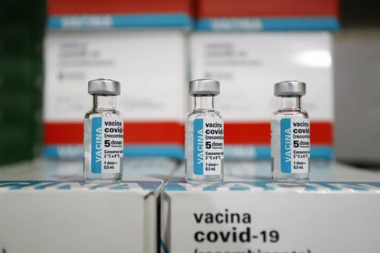 Ceará recebe 117 mil doses para complemento de esquema vacinal contra a Covid