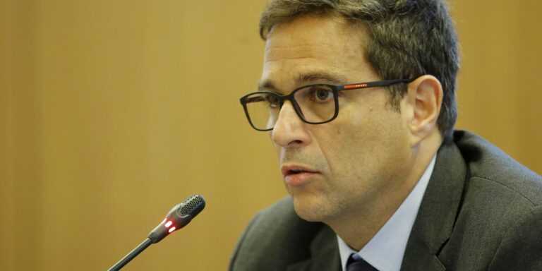 Campos Neto diz que fará o necessário para manter inflação controlada