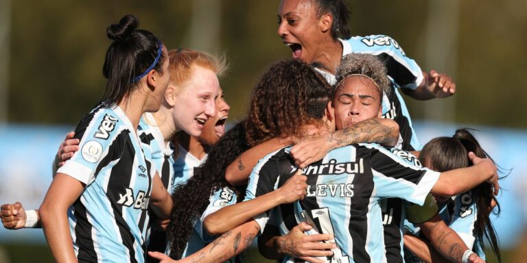 Brasileiro Feminino: Grêmio bate Palmeiras e tem vantagem nas quartas
