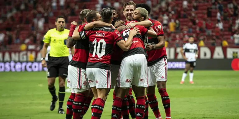 Flamengo goleia Olímpia em Brasília e vai à semifinal da Libertadores