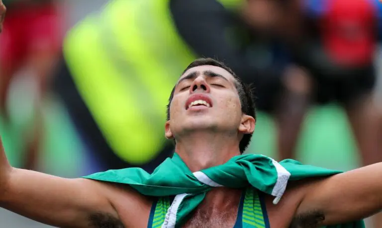 Atleta brasiliense marcha em busca do pódio em Tóquio