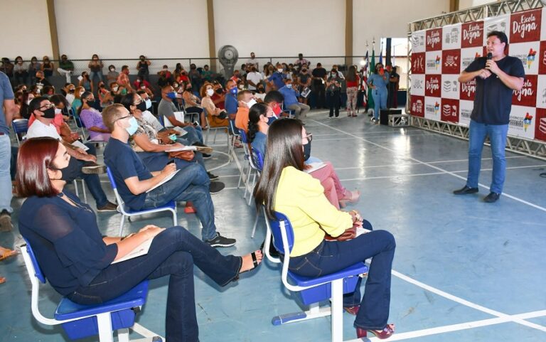Educadores da Regional de Bacabal recebem a Caravana Escola Digna 2.0
