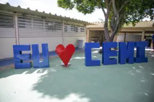 Ensino médio volta presencialmente na segunda-feira (23)