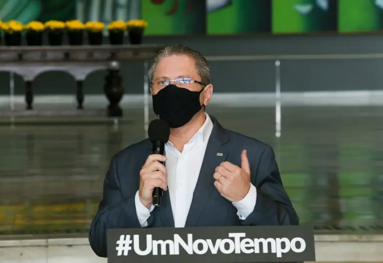 Estudo demonstra que Coronavac é eficaz contra casos graves da variante delta