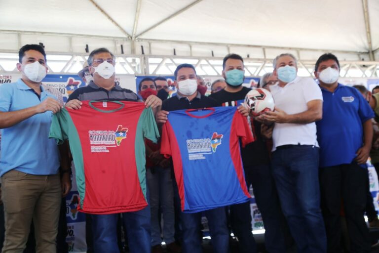 Flávio Dino entrega kits esportivos, cestas básicas e anuncia obras para Governador Edison Lobão e mais cinco municípios