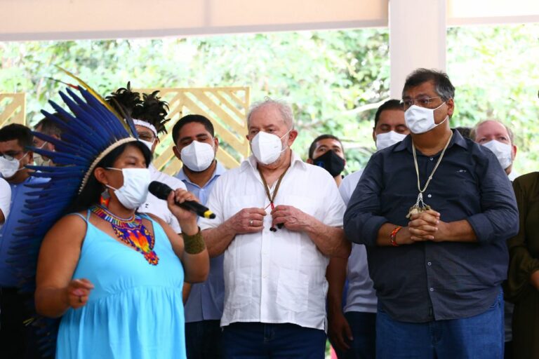 Fotos: O governador Flávio Dino assinou o projeto de lei do Estatuto Estadual dos Povos Indígenas