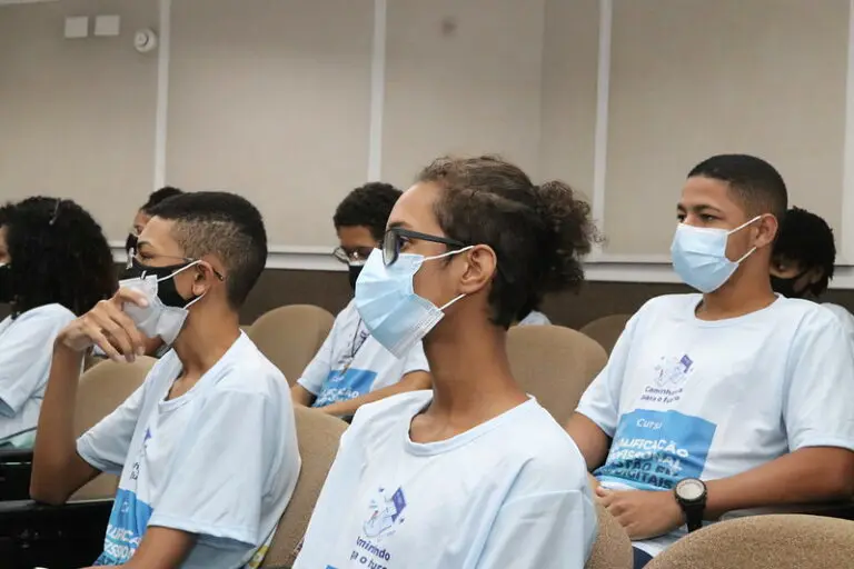 Funtrad financia qualificação profissional de jovens soteropolitanos