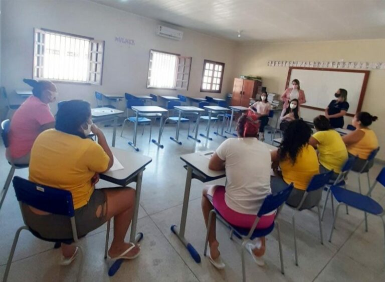 Governo inicia trabalho com grupos terapêuticos no presídio feminino de Rio Branco