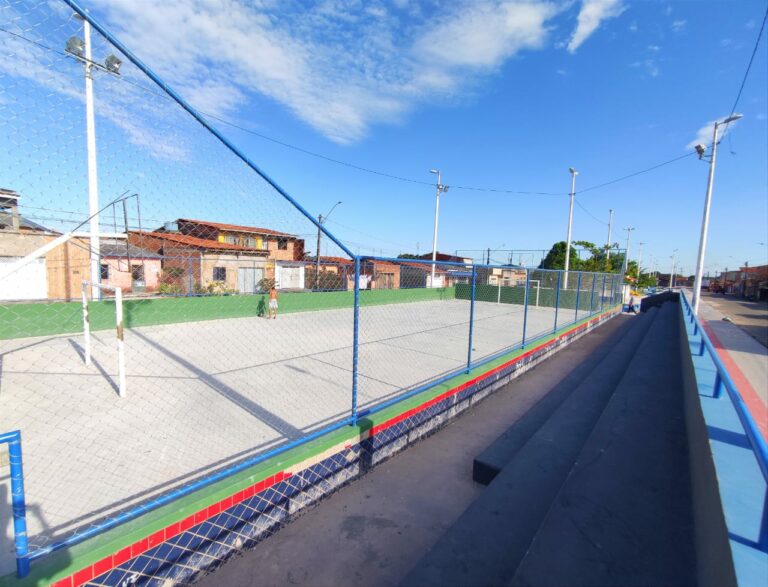 Governo vistoria obras da Praça São Sebastião, no polo Coroadinho
