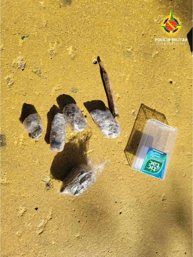 Jovem é detido com porções de maconha no Arapoanga
