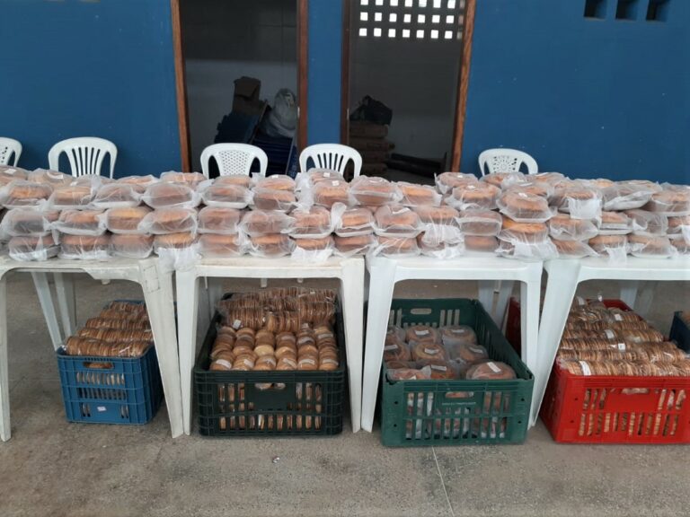 Agricultores familiares de São Sebastião do Passé comercializam três toneladas de alimentos para programa institucional