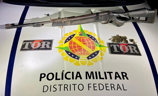 PMDF prende motorista com arma de fogo no Paranoá