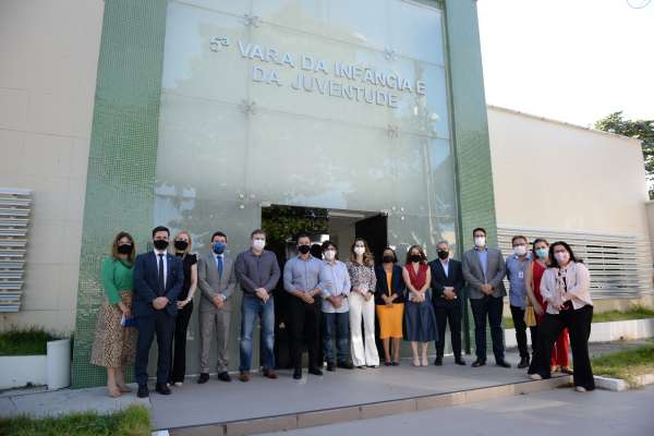 SSPDS realiza visita técnica à obra do primeiro Núcleo de Atendimento Integrado da Criança e do Adolescente do Ceará